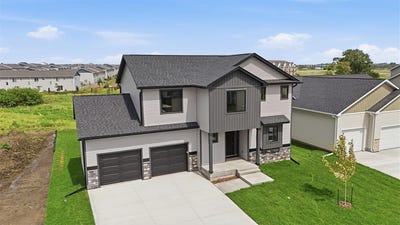 /international/us/1185-prairie-village-court-waukee-ia-110120087793/