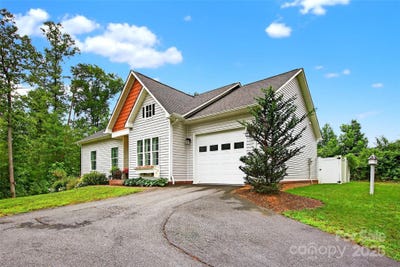 /international/us/3620-lake-drive-morganton-nc-110101449470/?lang=id