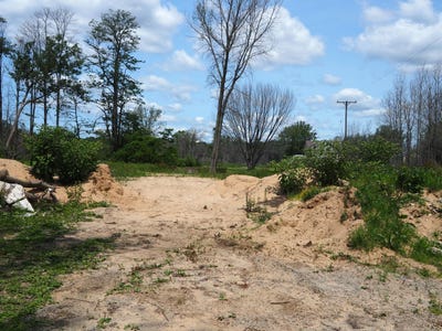 /international/us/18-lakeview-avenue-norton-shores-mi-110090903530/