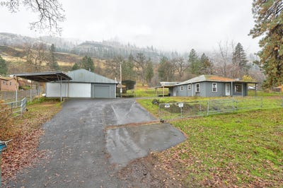 /international/us/5700-highway-30w-the-dalles-or-110096305330/