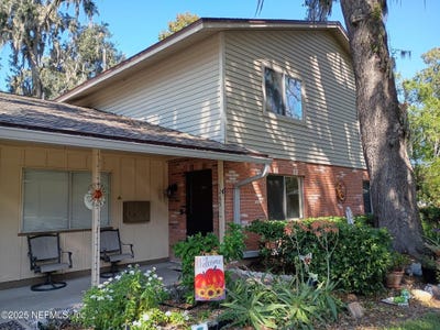 /international/us/1265-the-grove-road-orange-park-fl-110103602308/