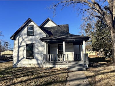 /international/us/1424-e-1st-ave-winfield-ks-110104582335/