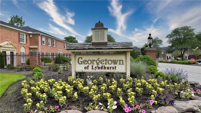 /international/us/2104-glouchester-drive-lyndhurst-oh-110099700915/