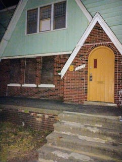 /international/us/3203-buena-vista-street-detroit-mi-110100756516/