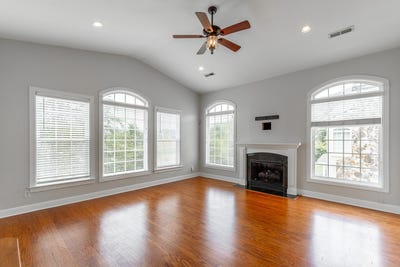 /international/us/1109-renaissance-court-chattanooga-tn-110105846995/