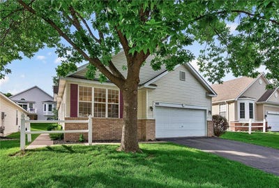 /international/us/442-meadowood-lane-burnsville-mn-110108858599/