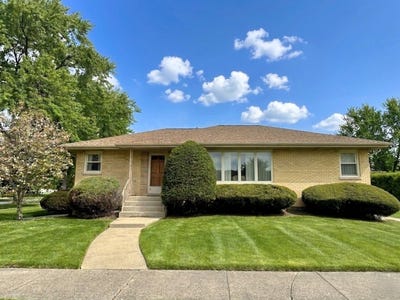 /international/us/10045-s-53rd-avenue-oak-lawn-il-110107778449/