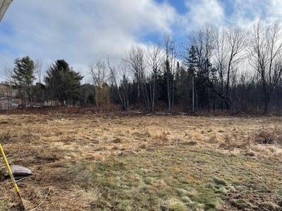 /international/us/387-377-main-street-mattawamkeag-me-110107401779/
