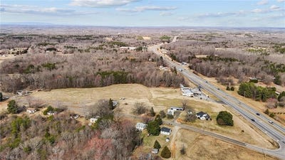 /international/us/889-williams-road-madison-nc-110101909156/
