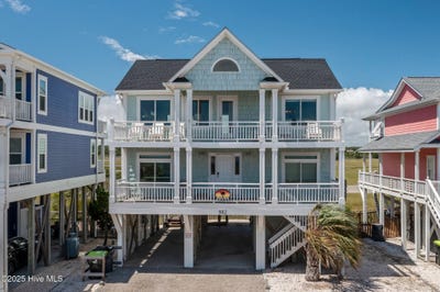 /international/us/982-ocean-boulevard-w-holden-beach-nc-110100445730/