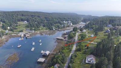 /international/us/6-w-shore-road-frenchboro-me-110119687784/