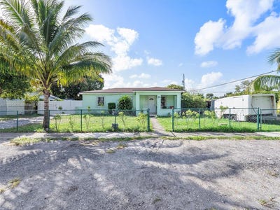 /international/us/710-e-39th-st-hialeah-fl-110095418635/