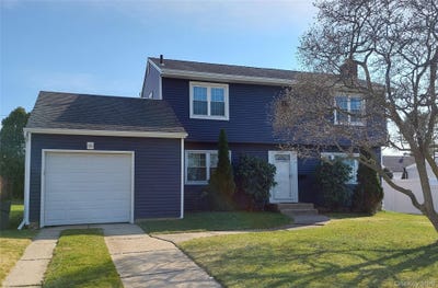 /international/us/14-bradford-road-plainview-ny-110107693626/