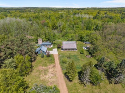 /international/us/1768-ole-river-road-stevens-point-wi-110108364169/