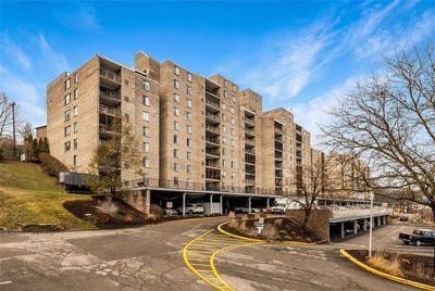 /international/us/2160-greentree-rd-scott-twp-pa-110107662807/