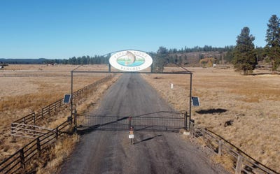 /international/us/0-cattle-drive-chiloquin-or-110095373356/?lang=en