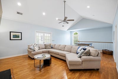 /international/us/1220-bridgewater-lane-chattanooga-tn-110104485386/