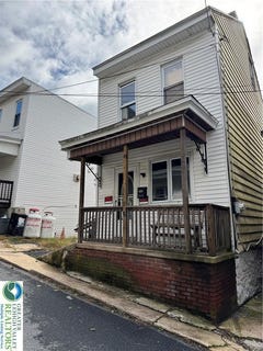 /international/us/318-w-chester-shenandoah-boro-pa-110120583067/