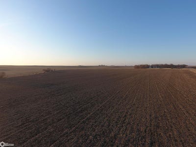 /international/us/t-ave-buckingham-ia-110098186089/