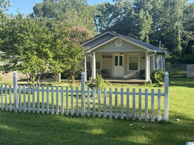 /international/us/304-albany-street-gadsden-al-110100946399/