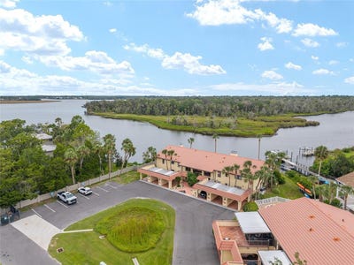 /international/us/362-nw-14th-place-crystal-river-fl-110102224528/