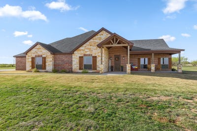 /international/us/515-sales-road-windthorst-tx-110108021286/
