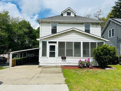 /international/us/100-innis-avenue-poughkeepsie-ny-110108096823/