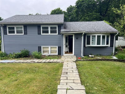 /international/us/22-oriole-drive-poughkeepsie-ny-110100267030/