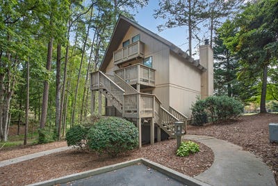 /international/us/400-1-captains-walk-circle-salem-sc-110102779231/