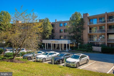 /international/us/1637-oakwood-drive-narberth-pa-110107723894/