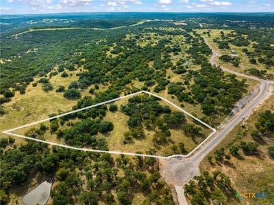 /international/us/214-fawn-court-san-saba-tx-110102996666/