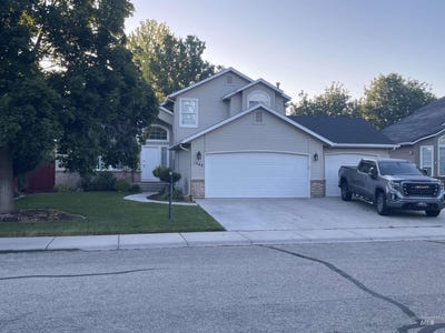 /international/us/1344-n-crestmont-dr-meridian-id-110107878017/
