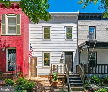 /international/us/914-15th-street-se-washington-dc-110108544479/