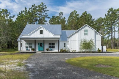 /international/us/212-clinch-lane-brunswick-ga-110094065011/