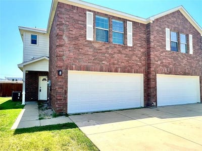/international/us/229-irick-court-aubrey-tx-110108359534/