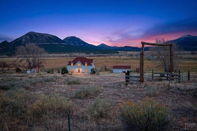 /international/us/5146-county-rd-550-gardner-co-110107047963/