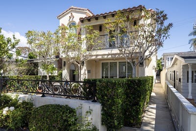 /international/us/618-iris-corona-del-mar-ca-110119548450/