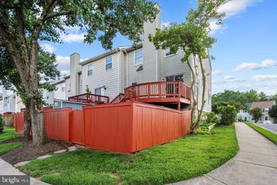 /international/us/5501-woodlawn-manor-court-alexandria-va-110100676097/