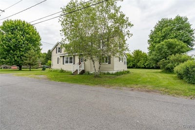 /international/us/157-dorsey-street-watertown-city-ny-110100243499/