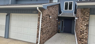 /international/us/127-southbrooke-drive-waterloo-ia-110108364250/