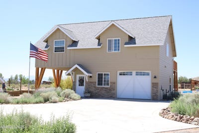 /international/us/274-sunset-hills-drive-yerington-nv-110100145952/