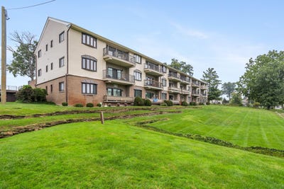 /international/us/225-w-columbia-avenue-battle-creek-mi-110119958082/