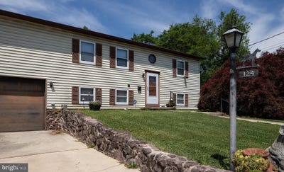 /international/us/124-evergreen-street-hummelstown-pa-110108957034/