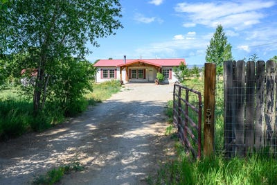 /international/us/1544-old-state-highway-3-san-cristobal-nm-110101209780/