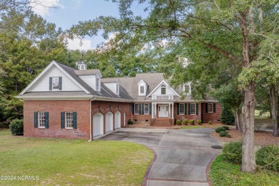 /international/us/140-river-woods-drive-wallace-nc-110095017423/
