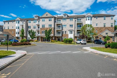 /international/us/127-tower-boulevard-piscataway-nj-110109061492/
