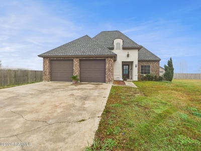 /international/us/307-305-oakview-drive-broussard-la-110104558497/