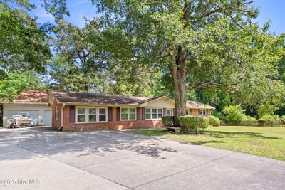 /international/us/409-sharon-drive-wilmington-nc-110100891475/?lang=en