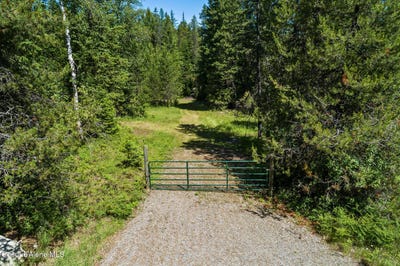 /international/us/306-pinewood-ln-cocolalla-id-110108382784/