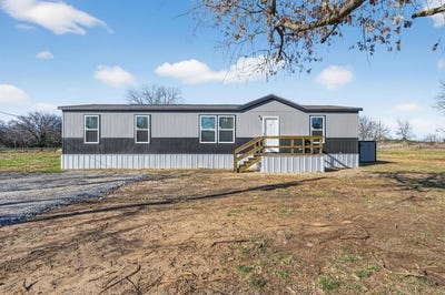 /international/us/104-4th-street-graford-tx-110105901093/